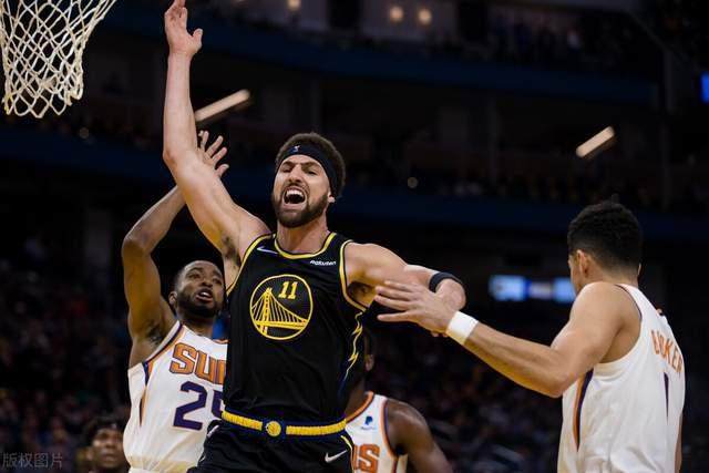 足球比赛-【现场】抛开离奇失误不谈 勇士防守的回归让人欣喜